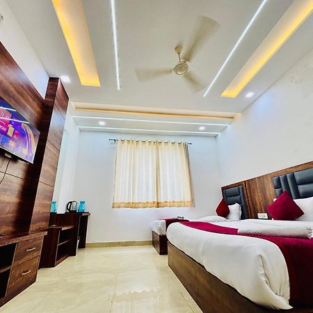 Hotel Ganga Palace - Agra Агра Екстериор снимка