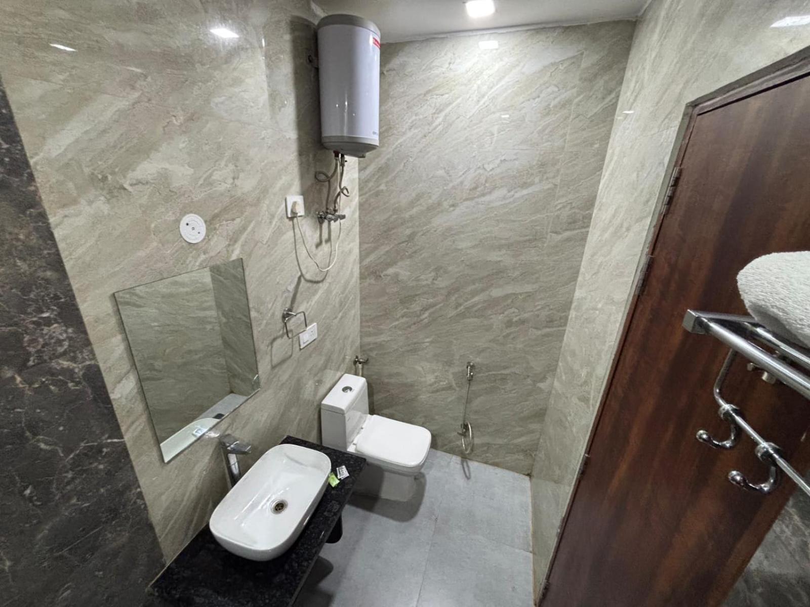 Hotel Ganga Palace - Agra Агра Екстериор снимка