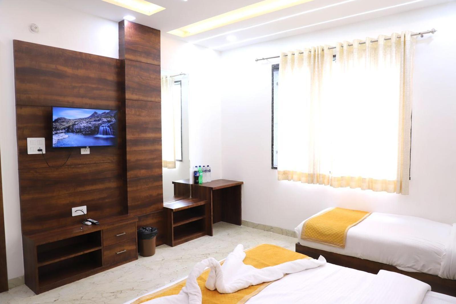 Hotel Ganga Palace - Agra Агра Екстериор снимка